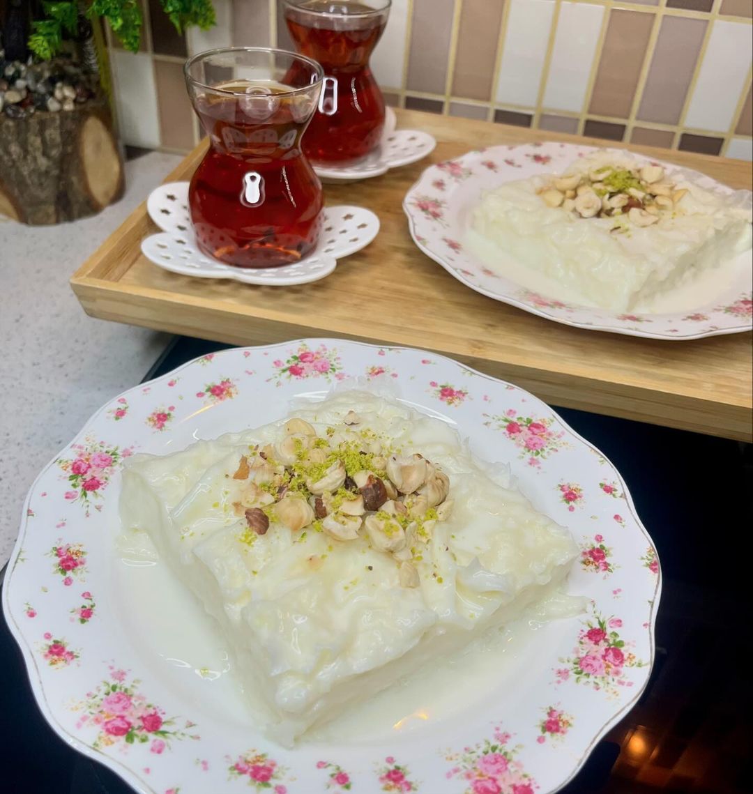 Muhallebili Güllaç