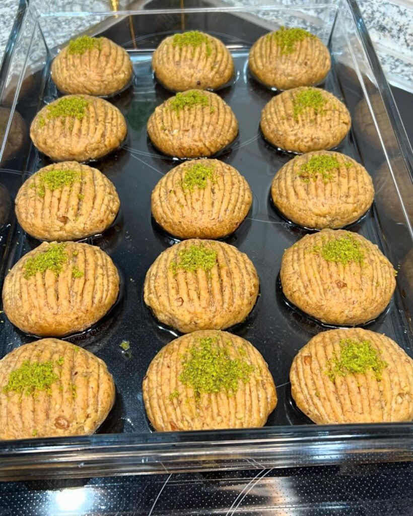 Cevizli Misafir Tatlısı