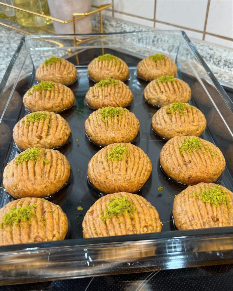 Cevizli Misafir Tatlısı