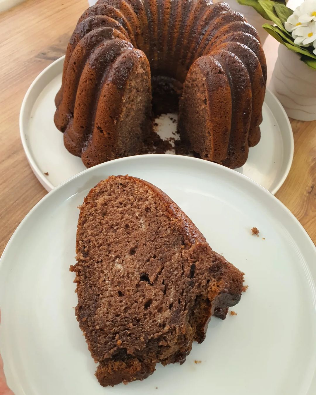 Kakaolu Çikolata Parçalı Kek Tarifi